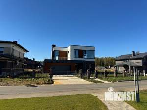 Дом 305м², 2-этажный, участок 9 сот.  