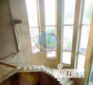 Дача 350м², 2-этажный, участок 6 сот.  