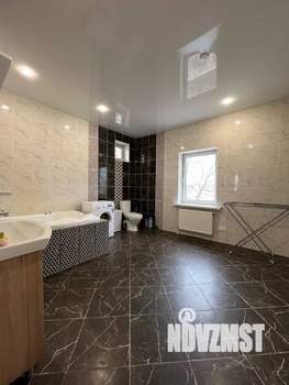 Коттедж 220м², 2-этажный, участок 9 сот.  
