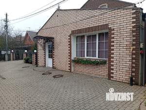 Коттедж 300м², 2-этажный, участок 8 сот.  