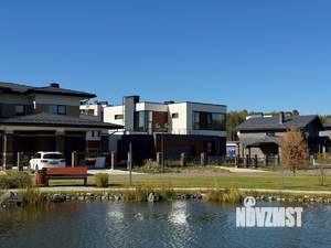 Дом 305м², 2-этажный, участок 9 сот.  