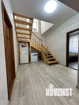 Дом 111м², 2-этажный, участок 8 сот.  