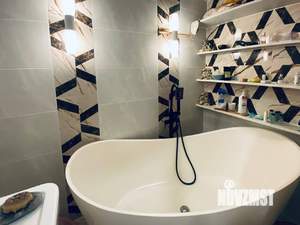 Дом 87м², 3-этажный, участок 1 сот.  