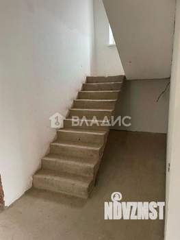 Дом 229м&sup2;, 2-этажный, участок 7 сот.  