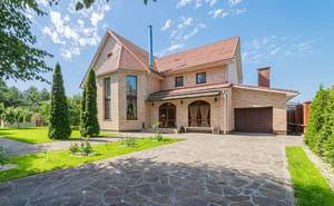 Дом 650м², 3-этажный, участок 23 сот.  