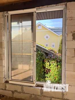 Коттедж 350м², 2-этажный, участок 10 сот.  