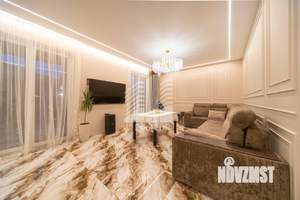 Дом 161м&sup2;, 2-этажный, участок 10 сот.  