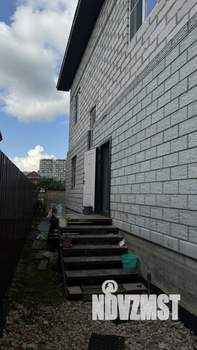 Дом 229м², 3-этажный, участок 4 сот.  