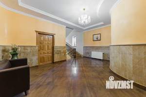 Дом 628м², 3-этажный, участок 9 сот.  