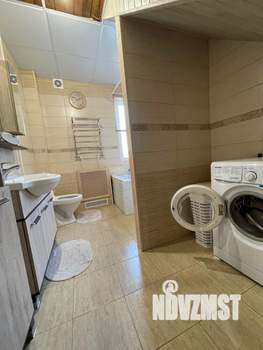 Коттедж 210м², 2-этажный, участок 9 сот.  