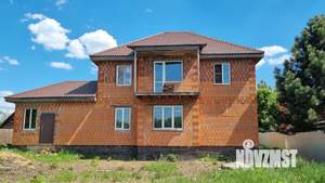 Коттедж 179м², 2-этажный, участок 6 сот.  