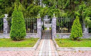 Дом 495м², 3-этажный, участок 20 сот.  