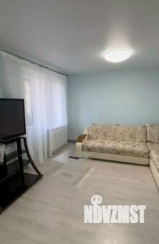 3-к квартира, на длительный срок, 100м2, 1/10 этаж