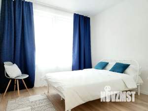 1-к квартира, посуточно, 35м2, 4/10 этаж