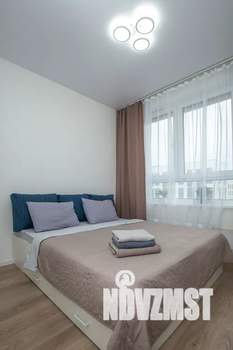1-к квартира, посуточно, 37м2, 15/17 этаж