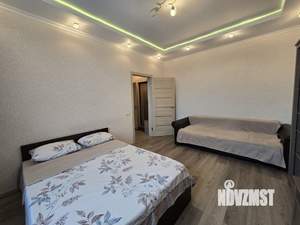 1-к квартира, посуточно, 38м2, 8/17 этаж