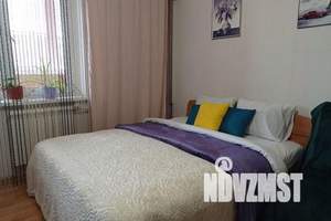 1-к квартира, посуточно, 42м2, 3/16 этаж