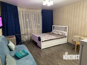 Студия квартира, посуточно, 35м2, 5/17 этаж