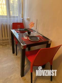 1-к квартира, посуточно, 30м2, 1/2 этаж