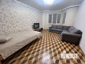 2-к квартира, посуточно, 56м2, 7/17 этаж