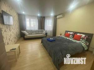 1-к квартира, посуточно, 42м2, 1/1 этаж