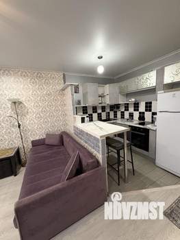 Студия квартира, посуточно, 28м2, 10/17 этаж