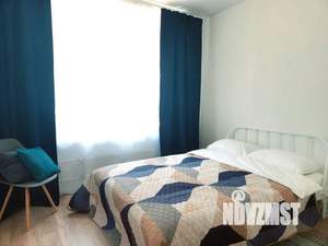 1-к квартира, посуточно, 35м2, 4/10 этаж