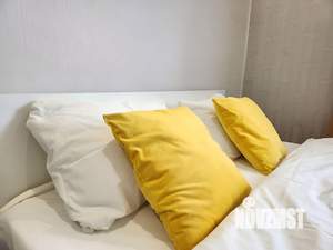 Студия квартира, посуточно, 24м2, 10/17 этаж