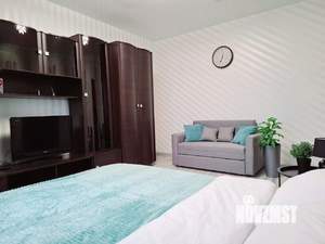 1-к квартира, посуточно, 35м2, 4/17 этаж