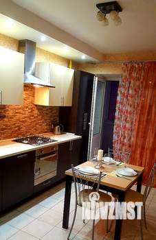 1-к квартира, посуточно, 40м2, 2/10 этаж