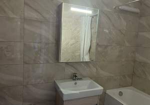 1-к квартира, на длительный срок, 52м2, 8/10 этаж