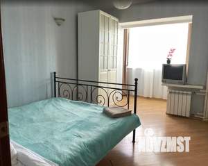 3-к квартира, посуточно, 87м2, 1/1 этаж