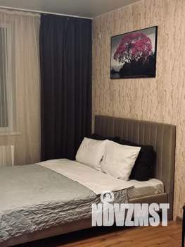 Студия квартира, посуточно, 27м2, 8/18 этаж