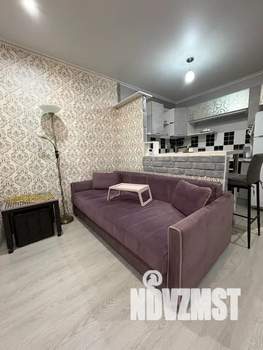 Студия квартира, посуточно, 228м2, 10/17 этаж