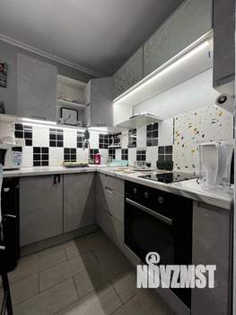 Студия квартира, посуточно, 28м2, 10/17 этаж