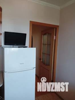 1-к квартира, посуточно, 43м2, 7/10 этаж