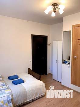 Студия квартира, посуточно, 18м2, 1/17 этаж