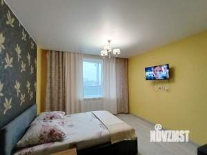 Студия квартира, посуточно, 30м2, 2/17 этаж