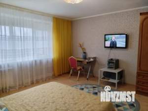 1-к квартира, посуточно, 43м2, 4/10 этаж