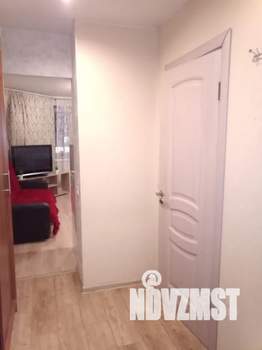 Студия квартира, посуточно, 27м2, 3/19 этаж