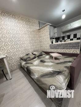 Студия квартира, посуточно, 28м2, 10/17 этаж