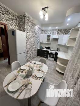 1-к квартира, посуточно, 43м2, 1/1 этаж