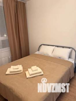 1-к квартира, посуточно, 38м2, 3/17 этаж