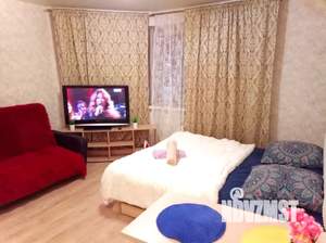 Студия квартира, посуточно, 27м2, 3/19 этаж