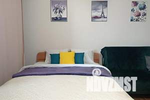 1-к квартира, посуточно, 42м2, 3/16 этаж