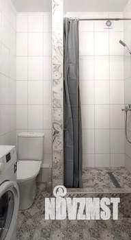 1-к квартира, посуточно, 35м2, 2/17 этаж
