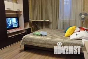 1-к квартира, посуточно, 42м2, 4/12 этаж