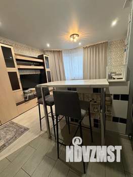 Студия квартира, посуточно, 228м2, 10/17 этаж