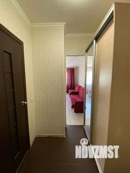 Студия квартира, посуточно, 30м2, 10/17 этаж