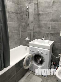 Студия квартира, посуточно, 32м2, 2/3 этаж